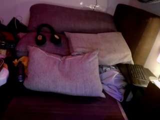 partyboii92 webcam model stream image