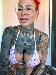 CatCoxx webcam model stream image