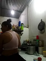 Andreita_95 webcam model stream image