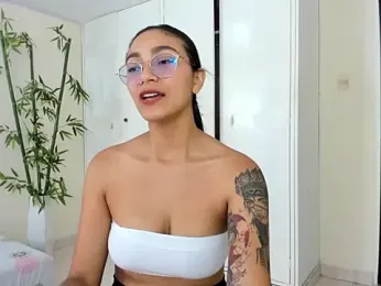 ASIAM_BRUNET webcam model stream image