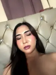 Diannellove webcam model stream image