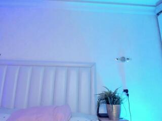 Shaya Asian webcam model stream image