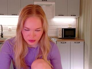 Veronika Mitchel webcam model stream image