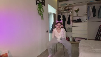 AvaCua webcam model stream image