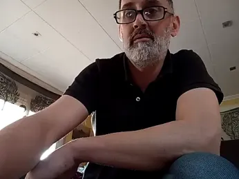 Lia_Y_PatrickX webcam model stream image