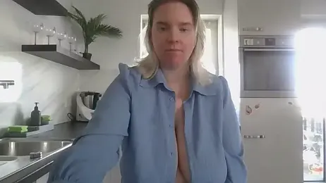 MinchenBienchen98 webcam stripchat model stream image