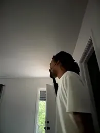 2HandsLong webcam model stream image