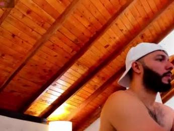 tom_bailey_ webcam model stream image