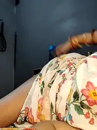 Hot__bhabhi_99 webcam stripchat model stream image