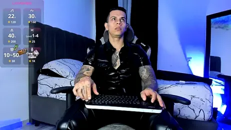 Aron_Dark webcam model stream image