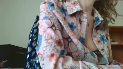 Secretairenue webcam model stream image