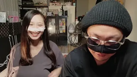 shun_ch webcam model stream image