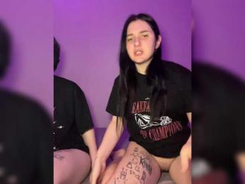 PinkyPai webcam model stream image