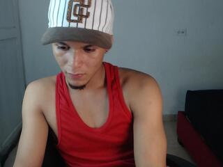 Dany Char webcam model stream image