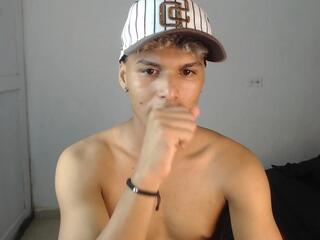 Dany Char webcam model stream image