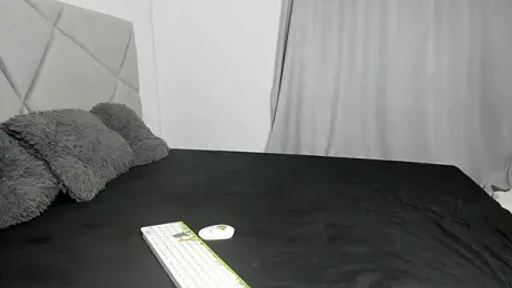 BlueEyesLexy webcam model stream image