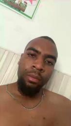 Tommmy338 webcam model stream image