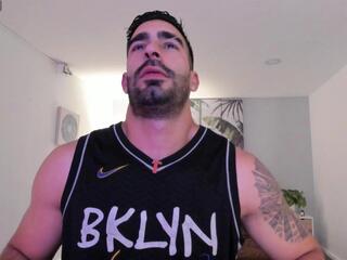 Bastiian T webcam model stream image