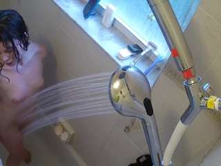 voyeurcam-charleys-bathroom webcam camsoda model stream image