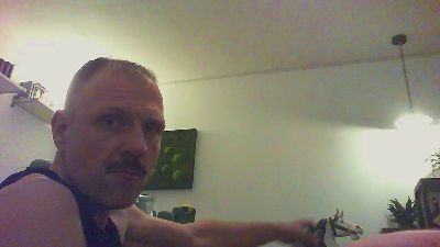 almier_porn webcam cam4 model stream image