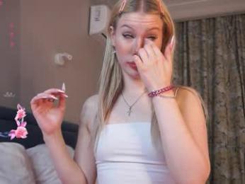 waki_fuckie webcam model stream image