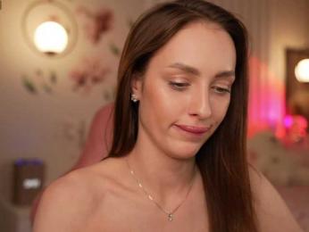 MilaLuxury webcam bongacams model stream image