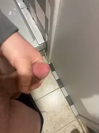 kaya_218 webcam model stream image