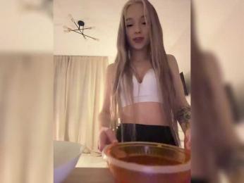-BabyMia- webcam model stream image