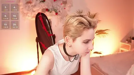 Aurora_First webcam model stream image