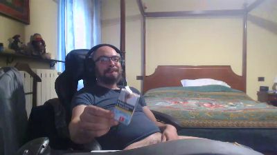 miktrent1 webcam cam4 model stream image