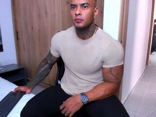 Darius Ions webcam model stream image