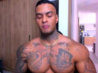 Darius Ions webcam model stream image