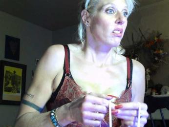 mylfGlama webcam model stream image