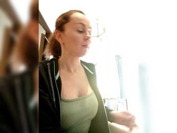 TessBertie webcam model stream image