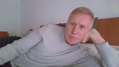 REDHEADALICANTE webcam model stream image