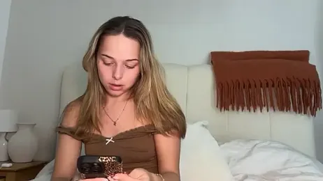 KayleeBella webcam model stream image