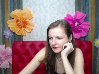 Megan Pirs webcam model stream image