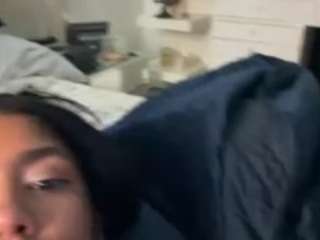 kendallk webcam model stream image