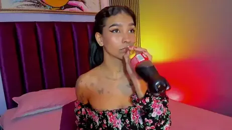 LauraAristizabal webcam model stream image