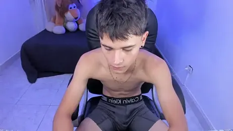 Aron_Boyy webcam model stream image