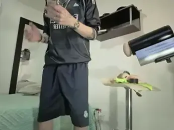 RyanMira webcam model stream image