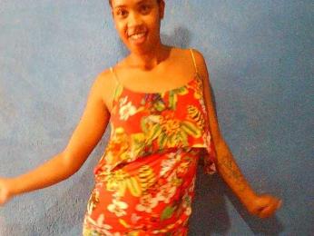 TriciaBella webcam model stream image