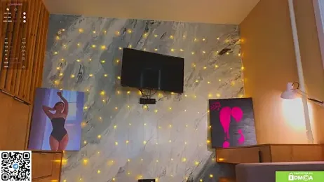 miss_bubbles_ webcam model stream image