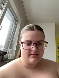 CurvyPaar2 webcam model stream image