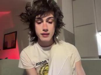 wow_lover webcam model stream image