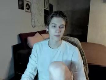 0verlandd webcam model stream image