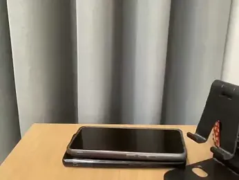 sassypooja webcam model stream image