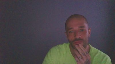 J8se webcam cam4 model stream image