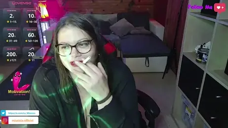 Lola-squirt webcam model stream image