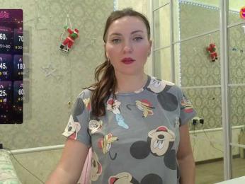 DIVORA webcam model stream image